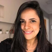 Fernanda R.